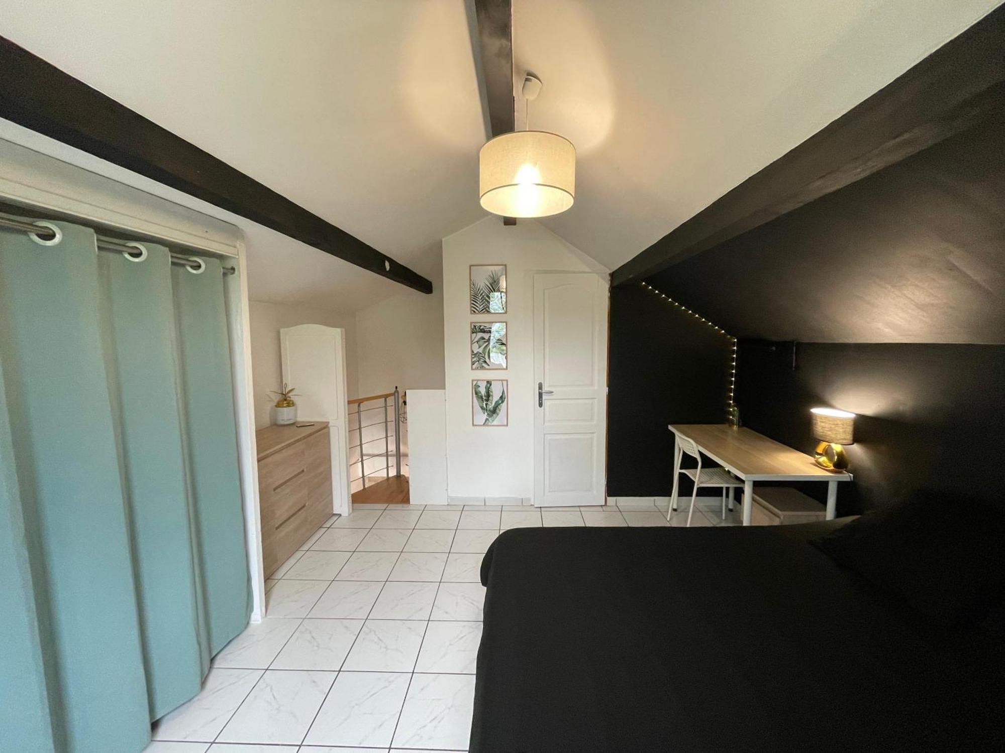 Charmante Maison Mitoyenne Melun Extérieur photo